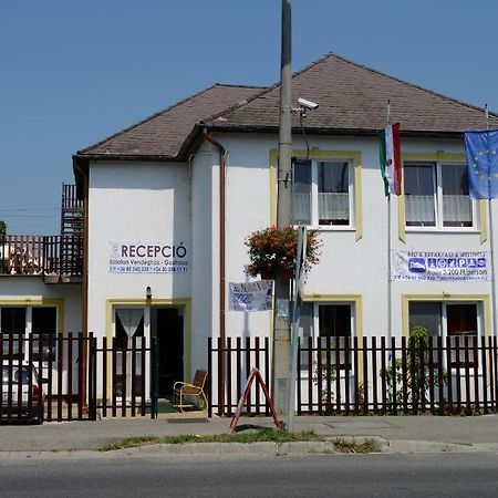 Hotel Balaton Vendeghaz Fonyód Exterior foto